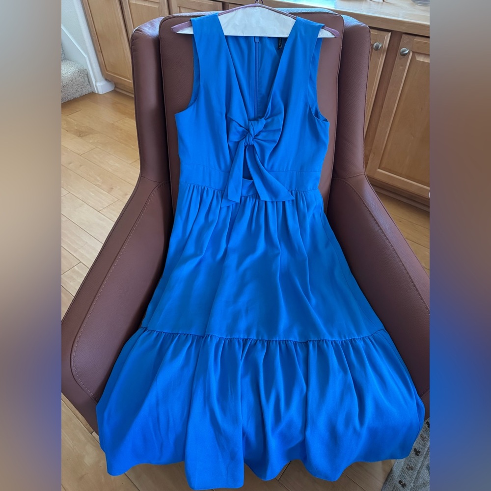 BCBG Maxazria Blue Sleeveless V-Neck Midi Sundress - Picture 4 of 7